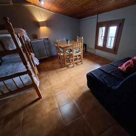 Hostal Casa Pirineus & Deportes De Aventura Baró المظهر الخارجي الصورة