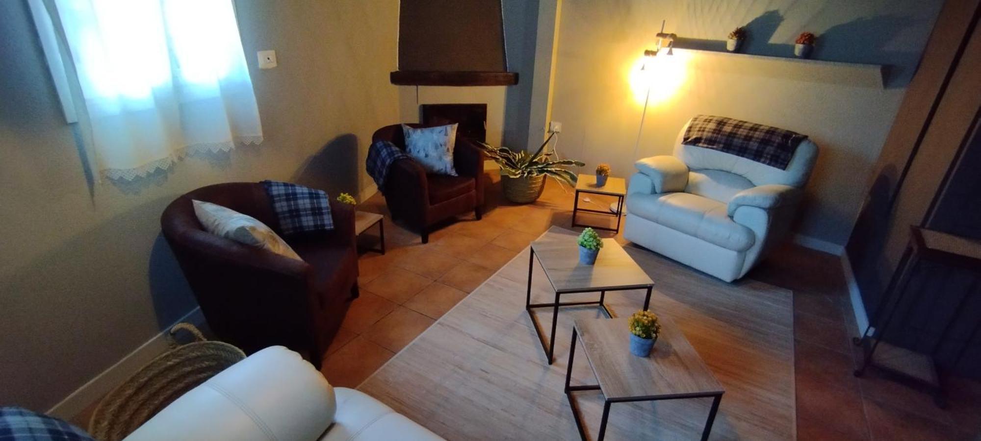 Hostal Casa Pirineus & Deportes De Aventura Baró المظهر الخارجي الصورة