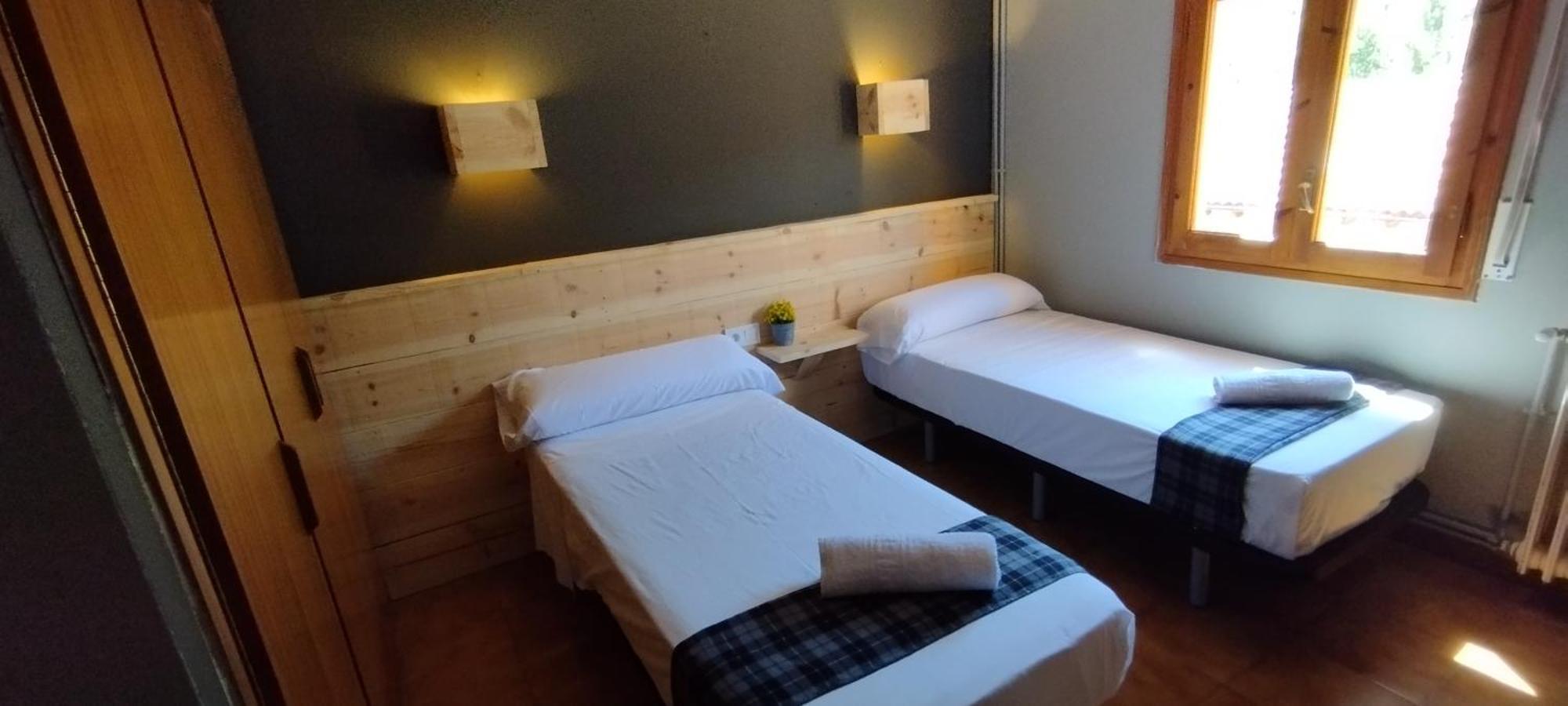 Hostal Casa Pirineus & Deportes De Aventura Baró المظهر الخارجي الصورة