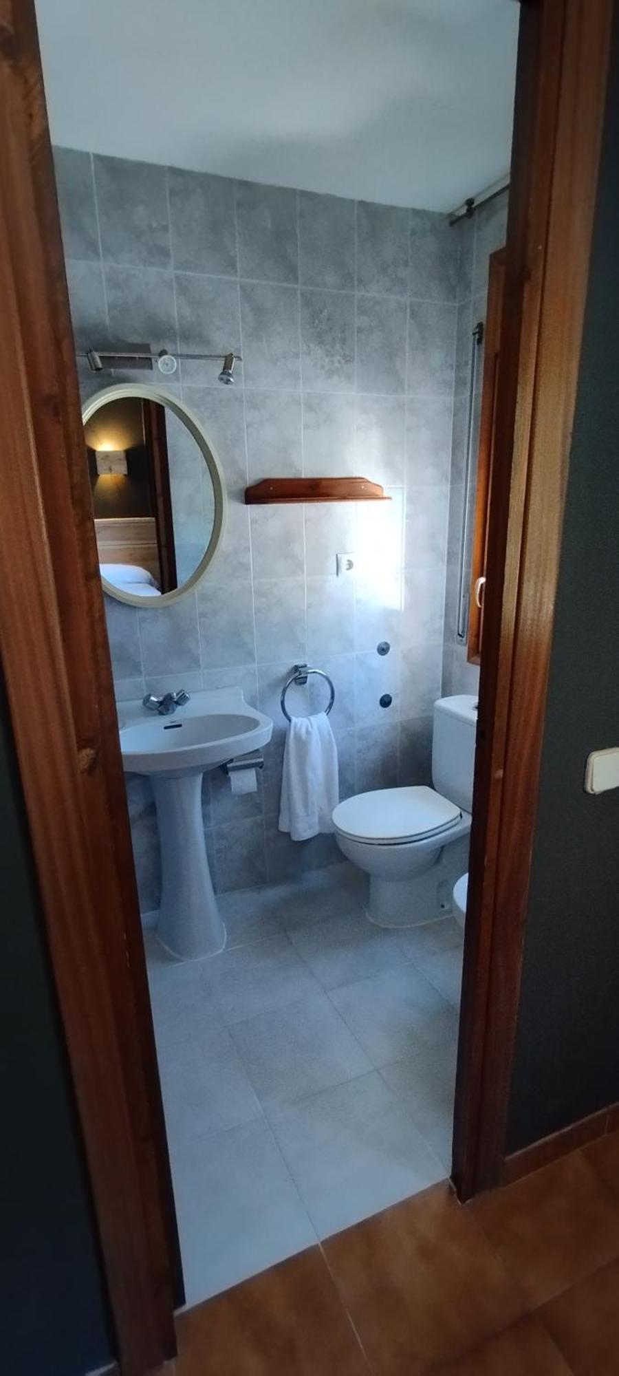 Hostal Casa Pirineus & Deportes De Aventura Baró المظهر الخارجي الصورة