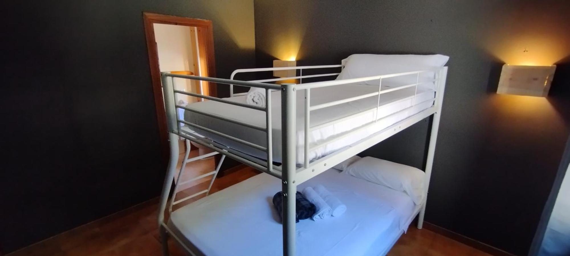 Hostal Casa Pirineus & Deportes De Aventura Baró المظهر الخارجي الصورة