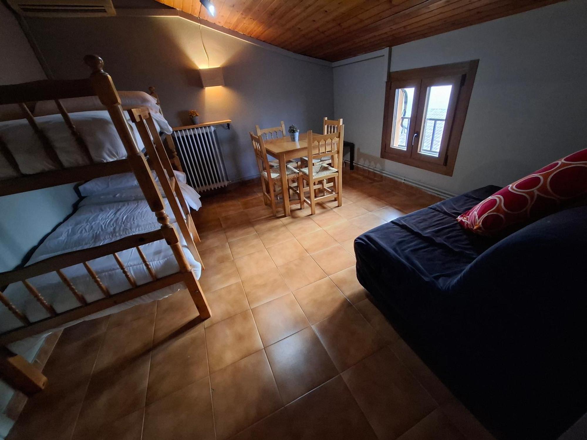 Hostal Casa Pirineus & Deportes De Aventura Baró المظهر الخارجي الصورة